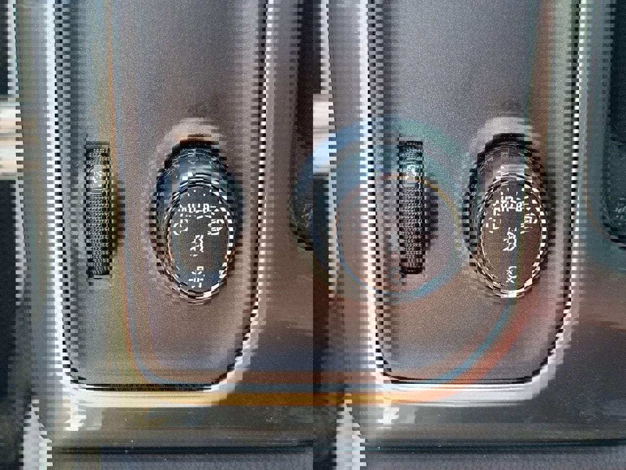 Used 2017 Chevrolet Silverado 1500 LT w/ All Star Edition image 28