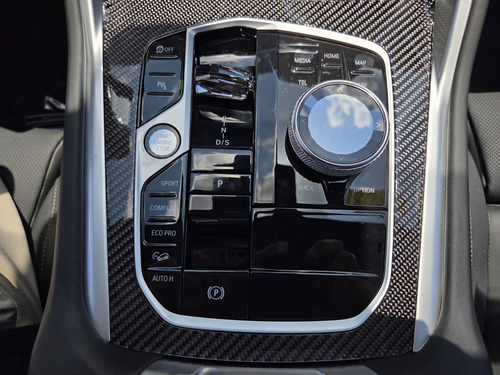 New 2027 BMW X6 M60i AWD/4WD image 25