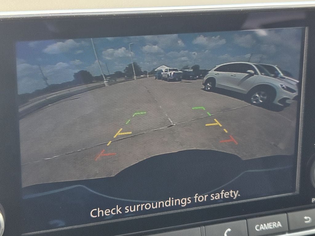 Used 2026 Nissan Rogue SV FWD image 18
