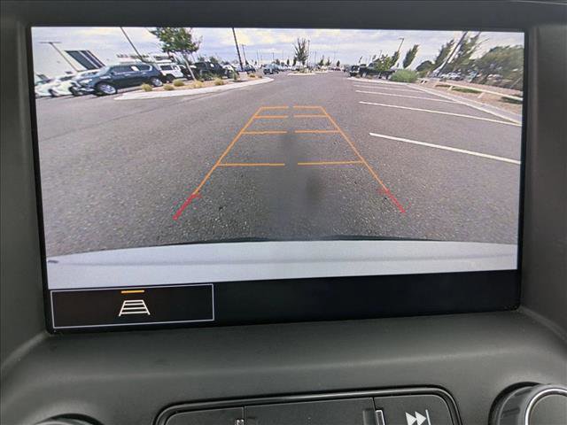 Used 2023 GMC Acadia SLT image 13