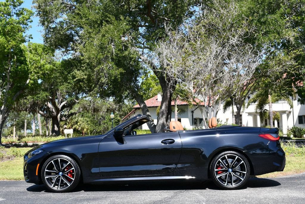 Used 2023 BMW 430i Convertible w/ M Sport Package RWD image 3