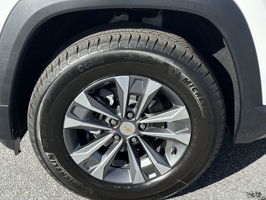 New 2026 Chevrolet Equinox LT image 33