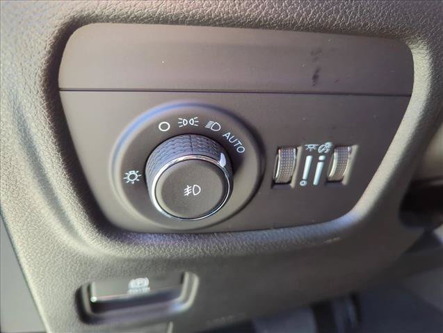New 2026 Jeep Grand Cherokee L Limited w/ Limited Altitude Package RWD image 19