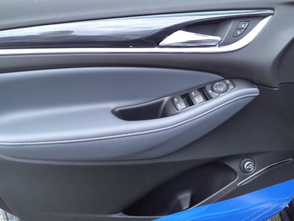 Certified 2023 Buick Enclave Essence w/ Sport Touring Edition image 11