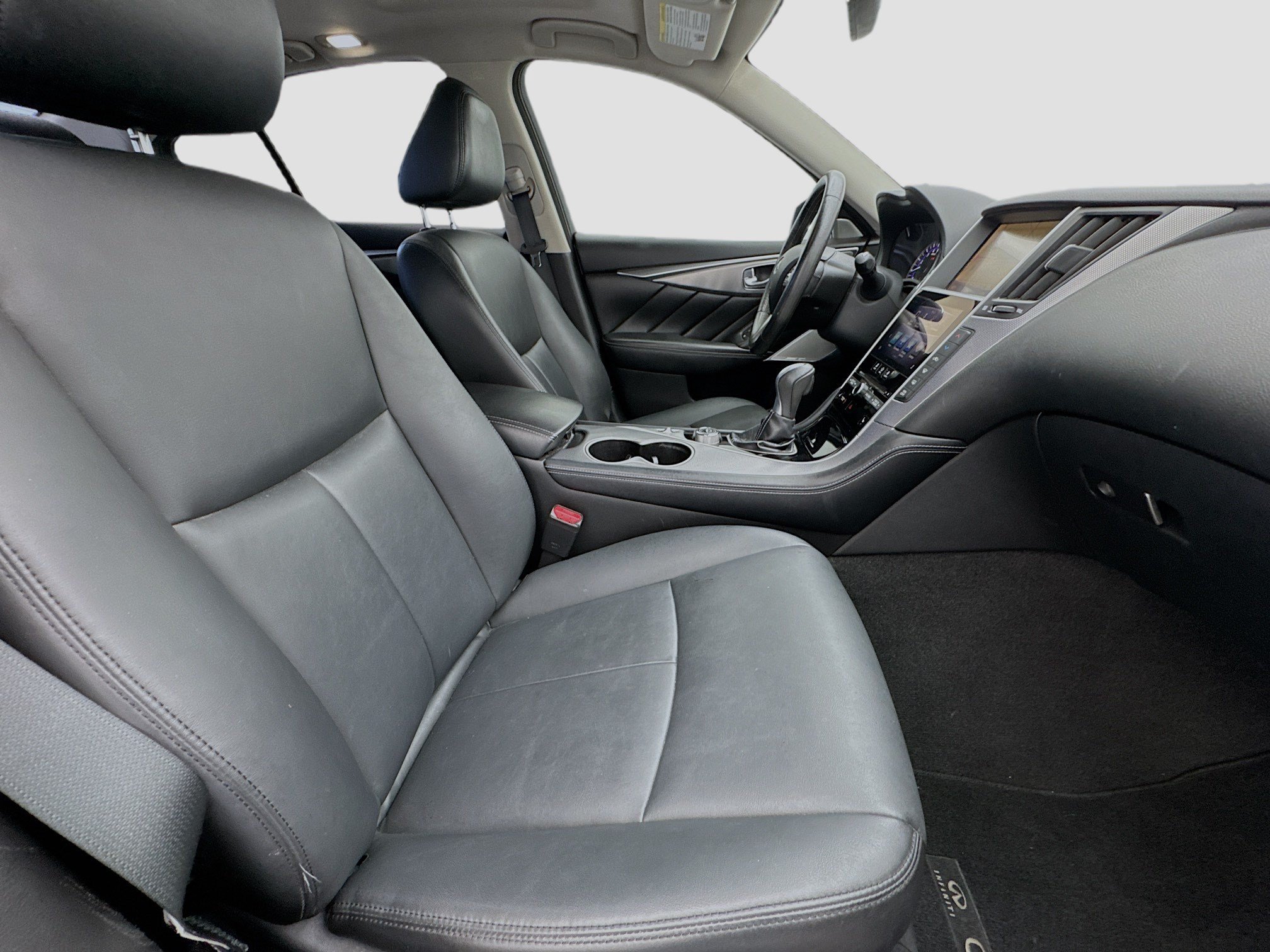 Used 2017 INFINITI Q50 3.0t Premium w/ 3.0T Premium Plus Package RWD image 20