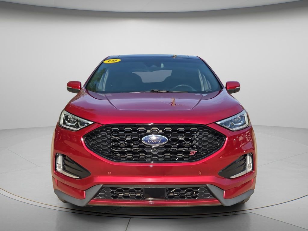 Used 2019 Ford Edge ST w/ Equipment Group 401A image 4