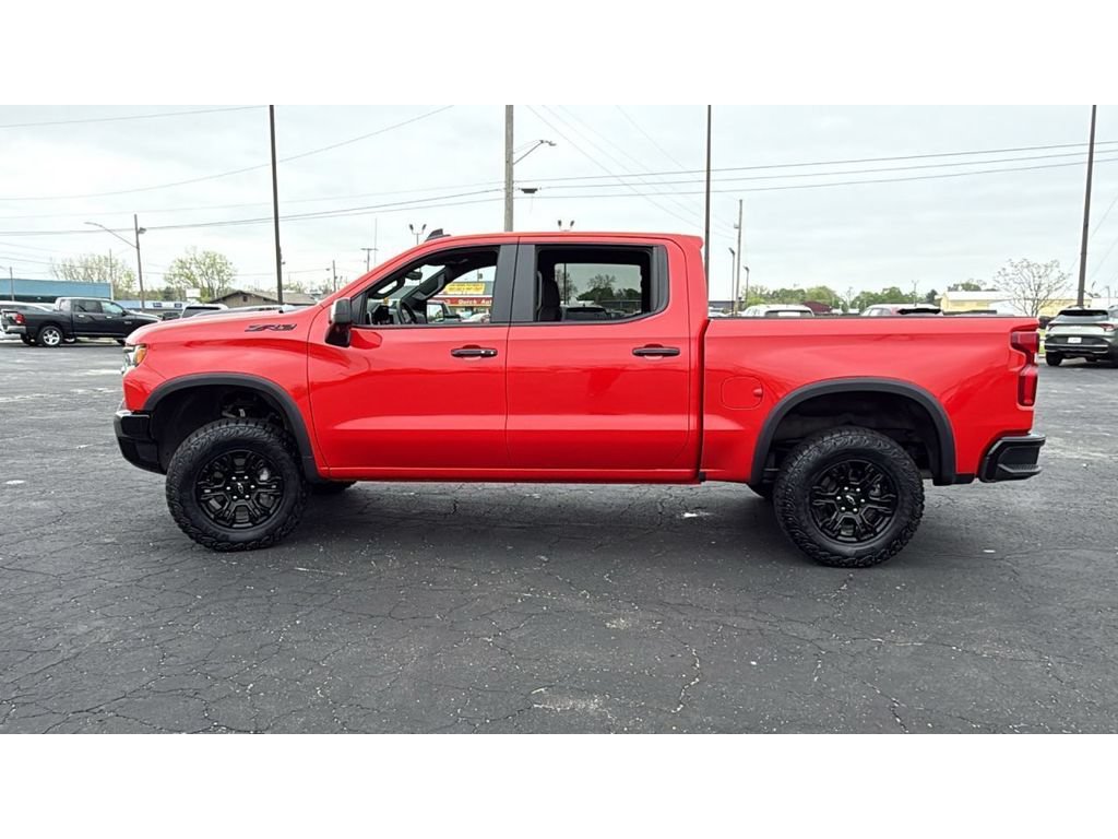 Used 2025 Chevrolet Silverado 1500 ZR2 w/ Technology Package AWD/4WD image 4