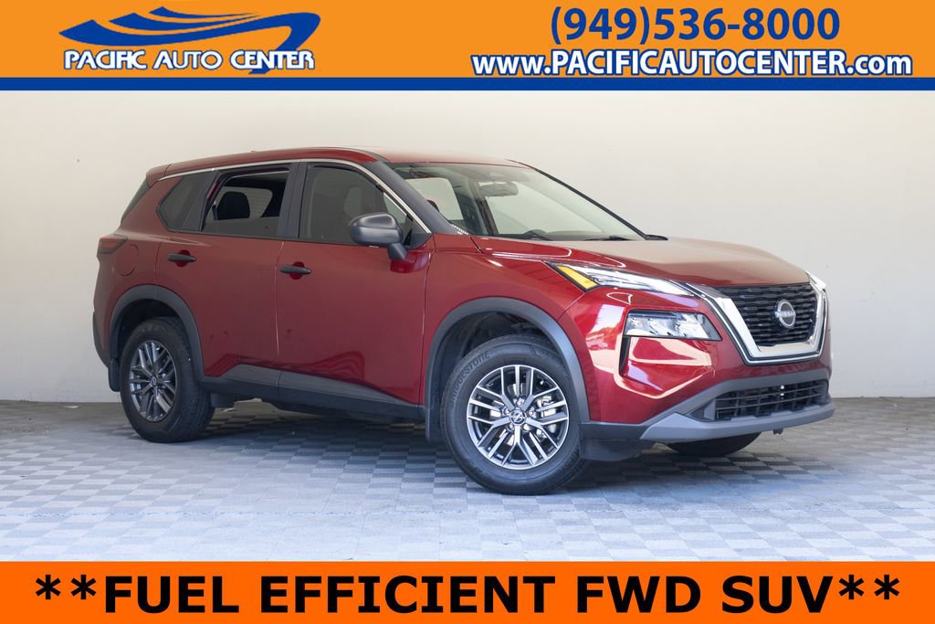 Used 2023 Nissan Rogue S image 1