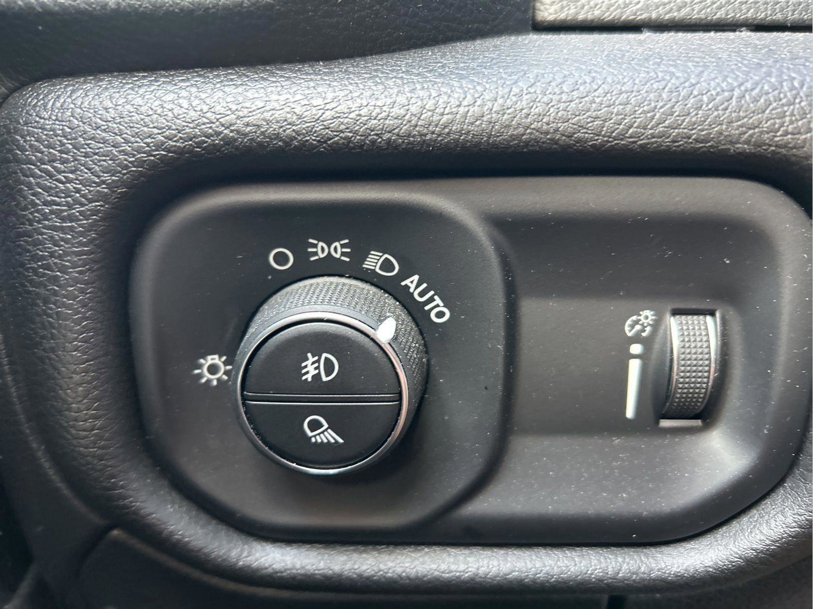 Certified 2023 RAM 1500 Big Horn image 25