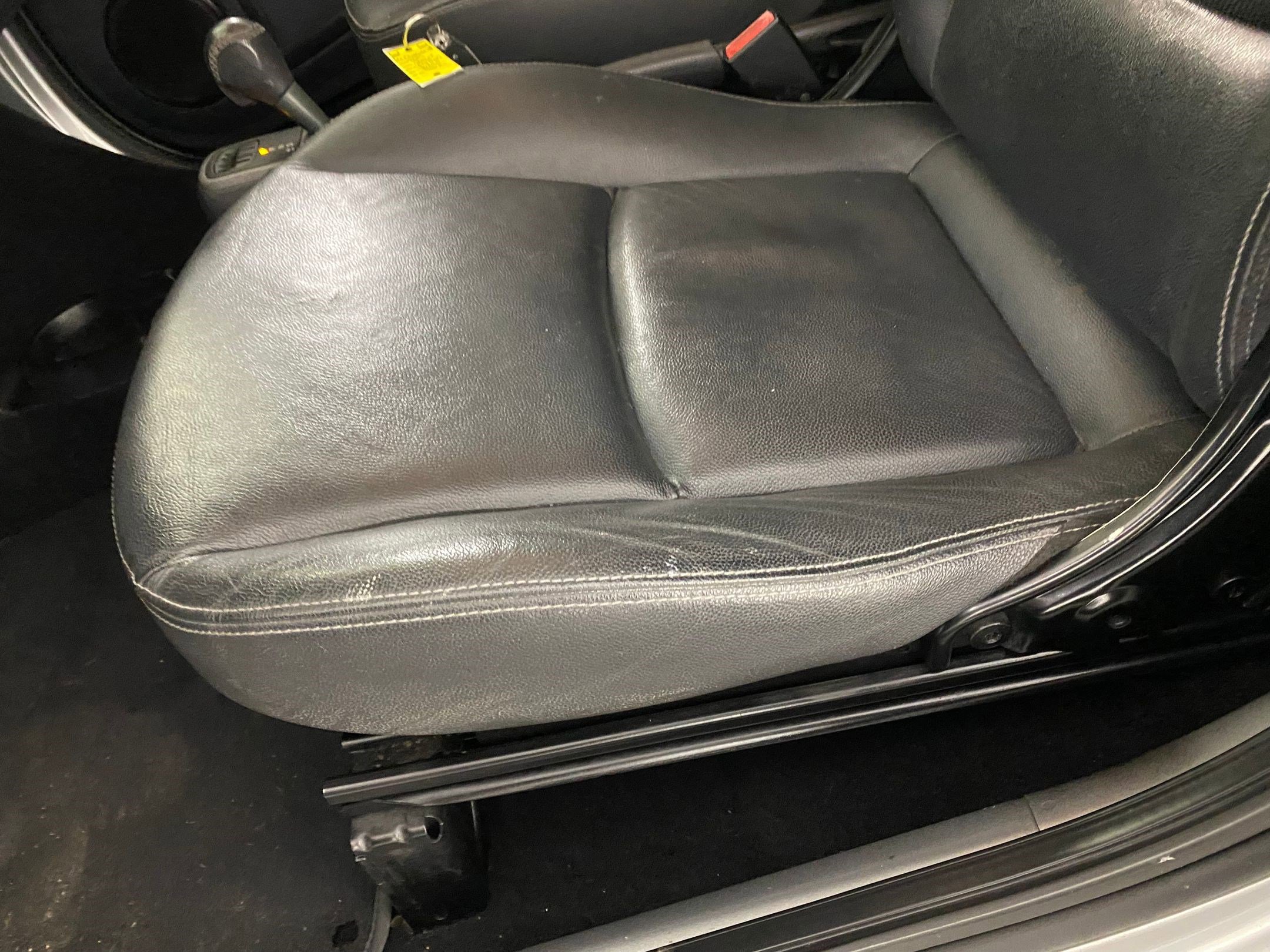 Used 2015 smart fortwo passion image 13