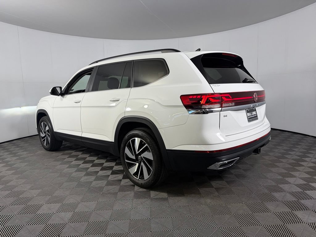 Used 2024 Volkswagen Atlas SE FWD image 9