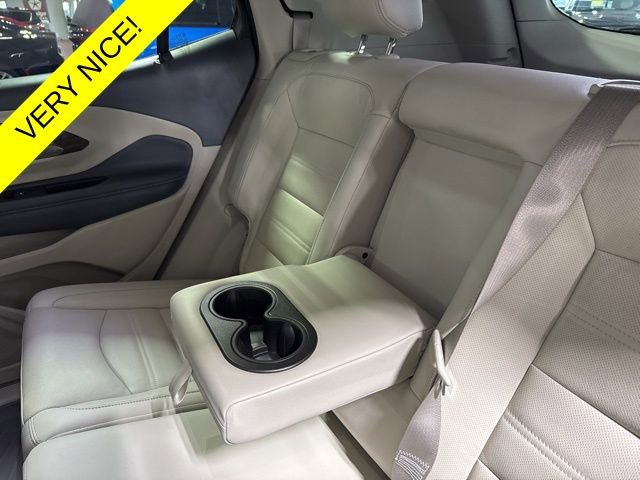 Used 2024 GMC Terrain Denali w/ Denali Premium Package image 29