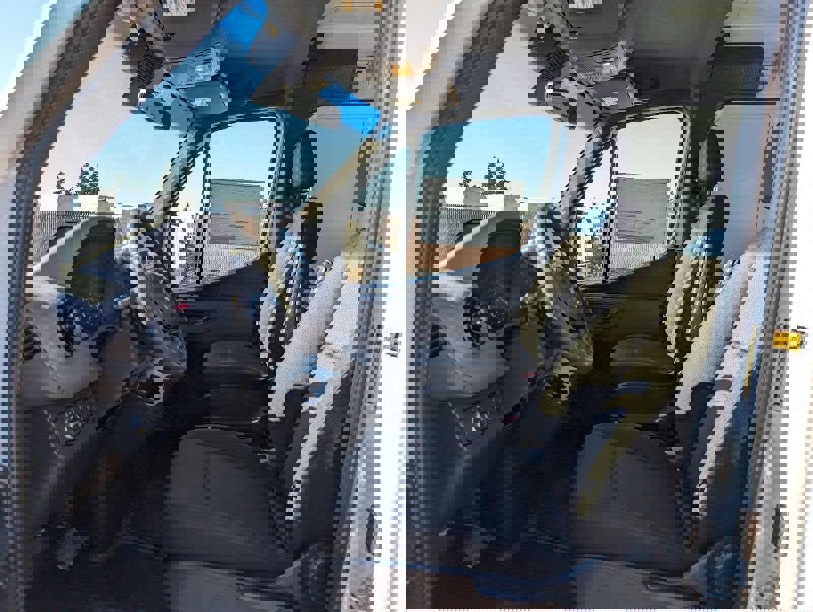 Used 2024 Mercedes-Benz Sprinter 3500 image 23