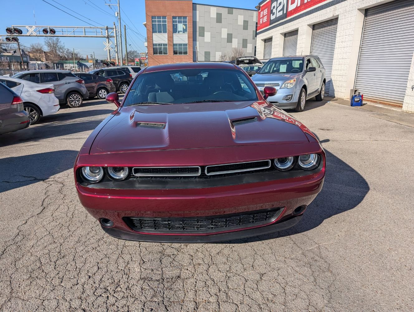 Used 2018 Dodge Challenger SXT image 3