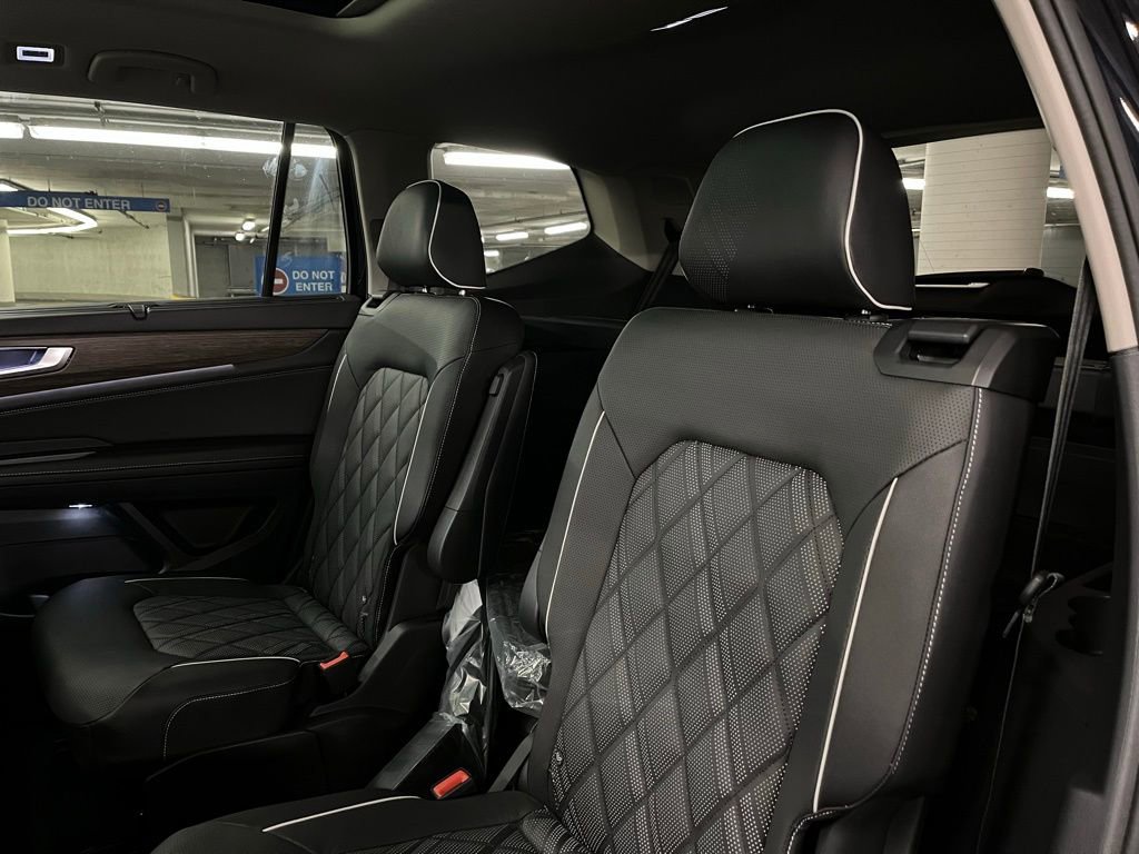 New 2026 Volkswagen Atlas SEL Premium R-Line image 22