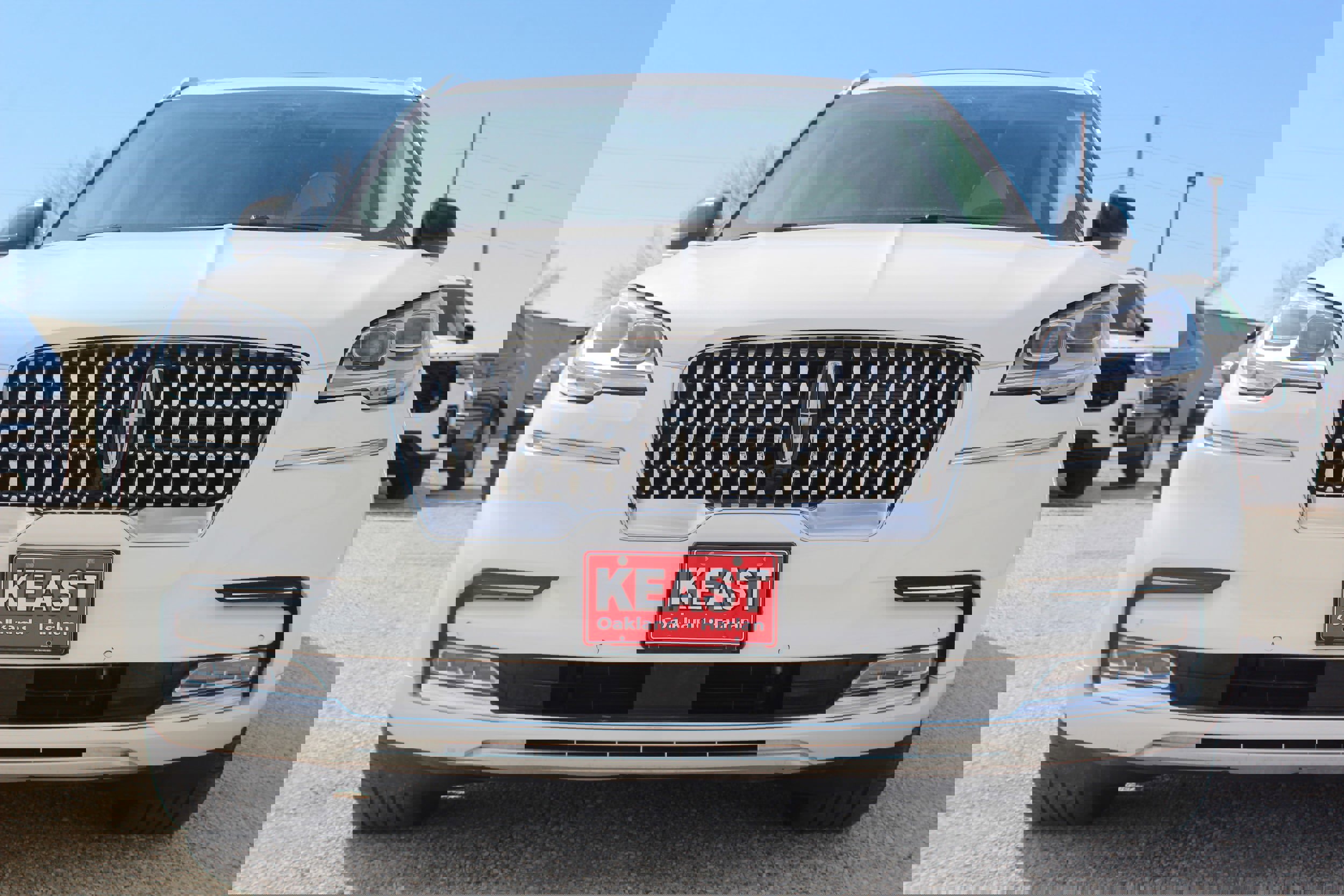 Used 2024 Lincoln Aviator Black Label w/ Dynamic Handling Package image 2