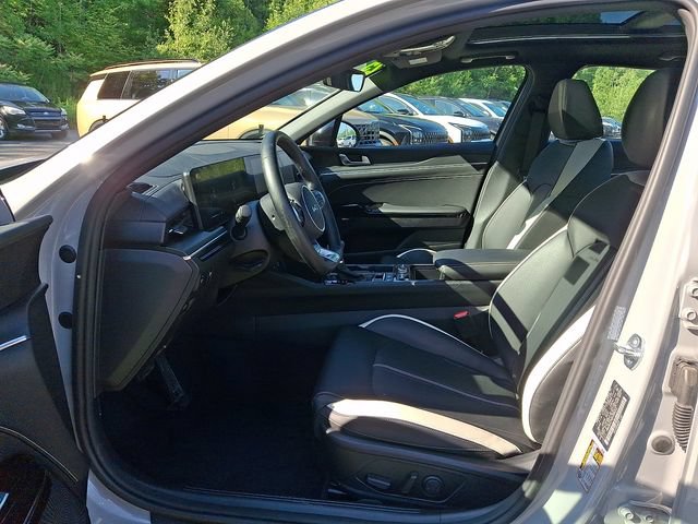 Used 2025 Kia K5 GT-Line w/ GT-Line Premium Package AWD/4WD image 11