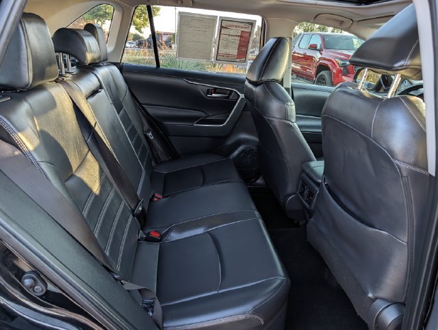 Used 2024 Toyota RAV4 XLE Premium AWD/4WD image 31