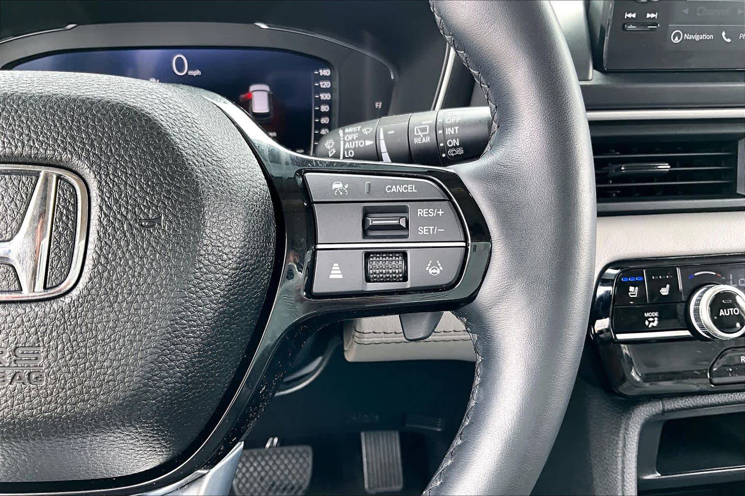 Used 2023 Honda Pilot Elite image 23