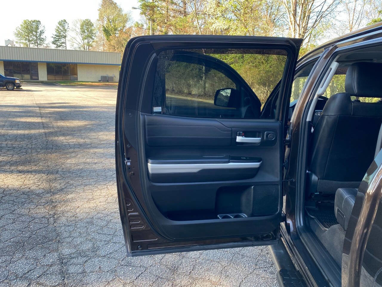 Used 2018 Toyota Tundra Limited w/ Limited Premium Package image 49