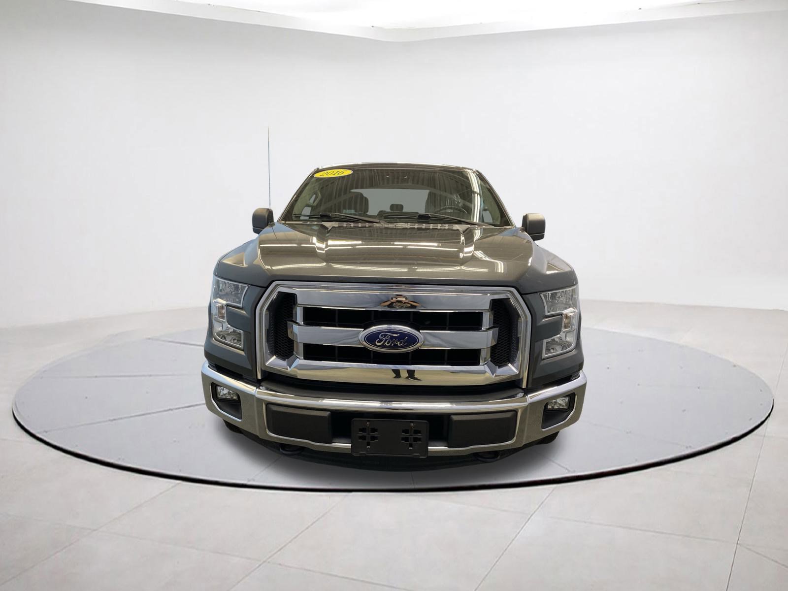 Used 2016 Ford F150 XLT w/ Trailer Tow Package image 2