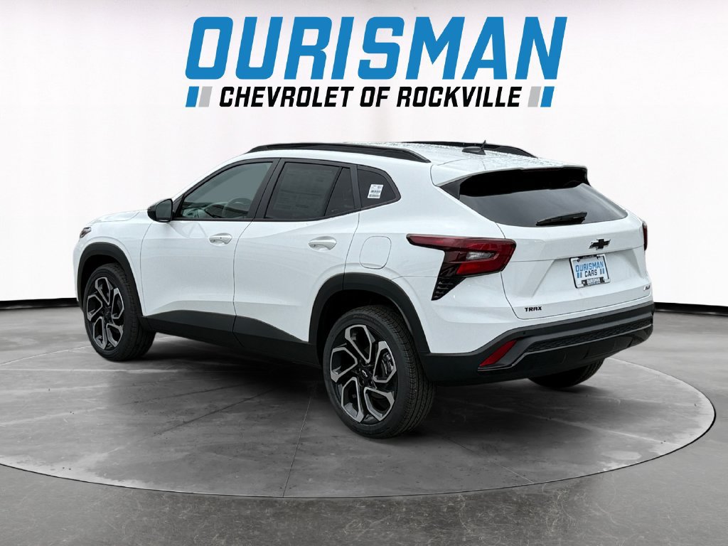 New 2026 Chevrolet Trax RS w/ Driver Confidence Package FWD image 4