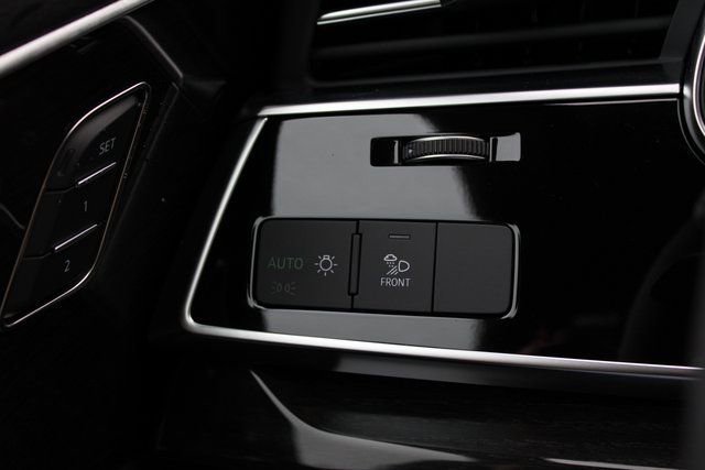 New 2025 Audi Q8 Premium image 20