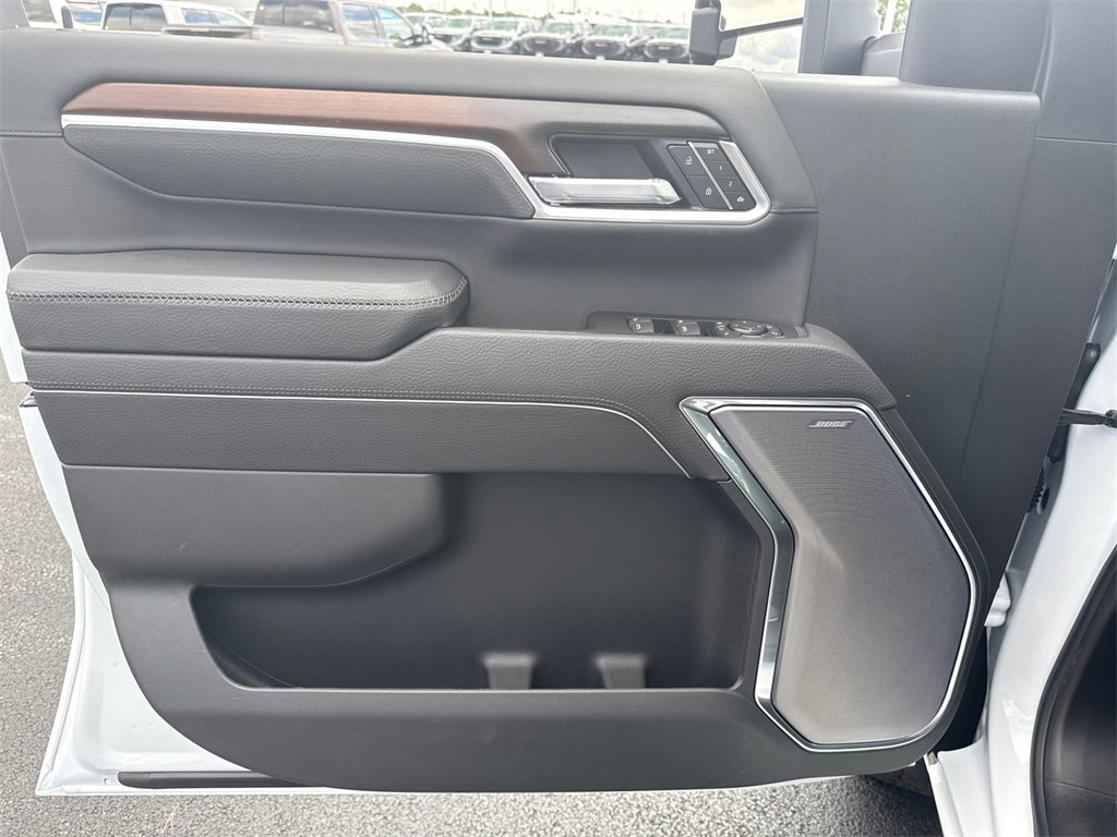 New 2026 GMC Sierra 2500 Denali w/ Denali Reserve Package image 14