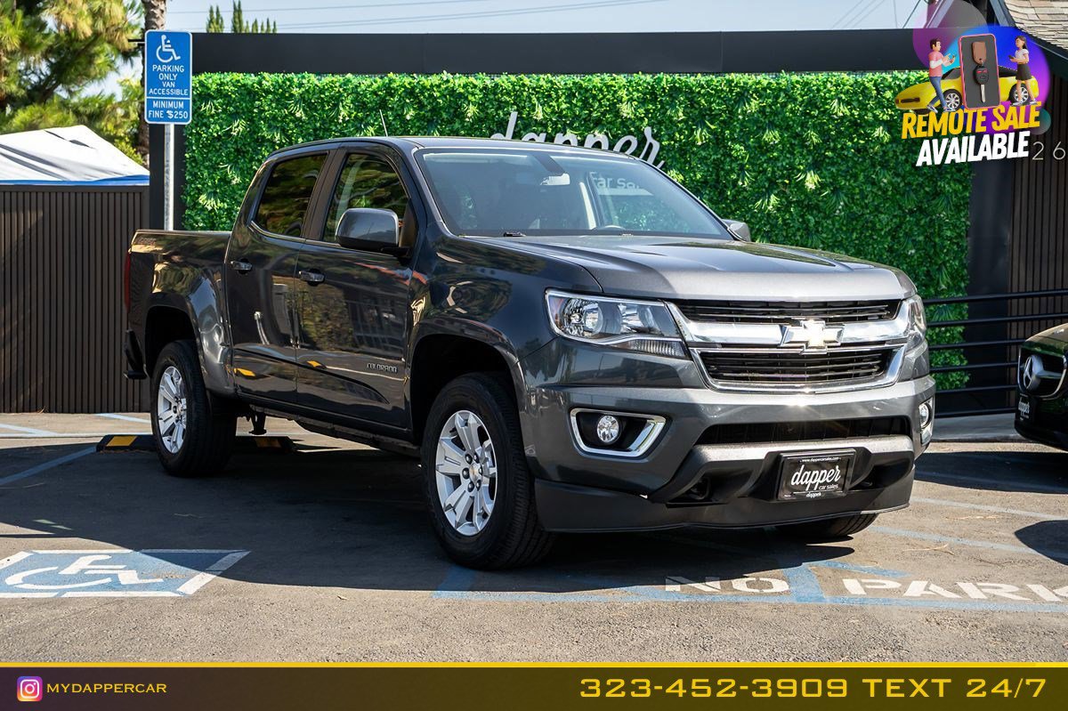 Used 2017 Chevrolet Colorado LT w/ LT Convenience Package AWD/4WD image 3