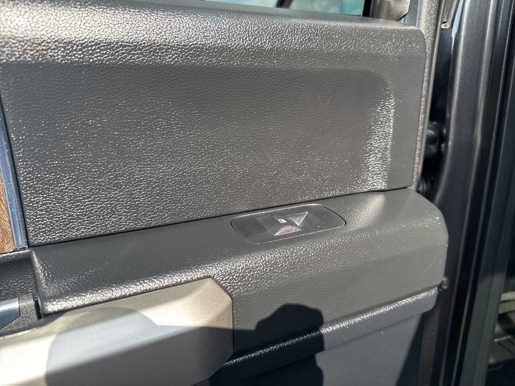 Used 2017 Ford F350 Lariat w/ Lariat Ultimate Package image 36