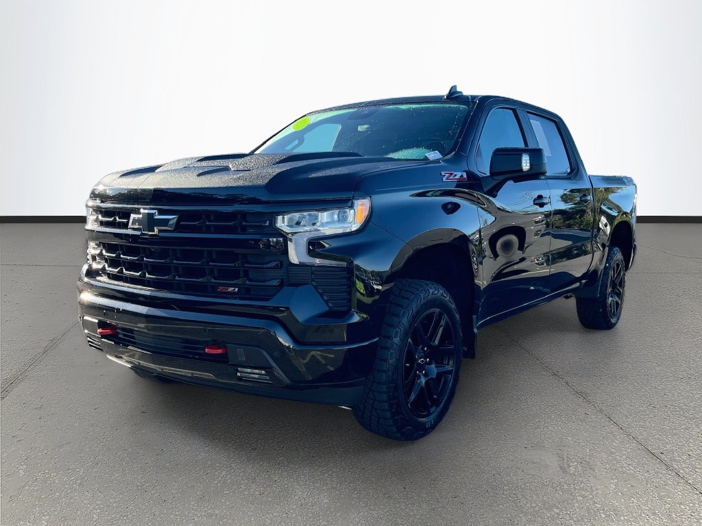 Used 2024 Chevrolet Silverado 1500 LT Trail Boss w/ LT Trail Boss Premium Package AWD/4WD image 3