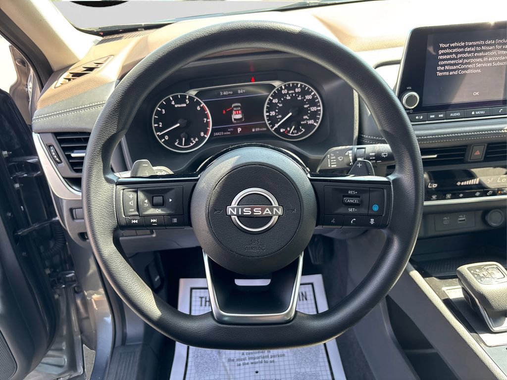 Certified 2023 Nissan Rogue SV image 24