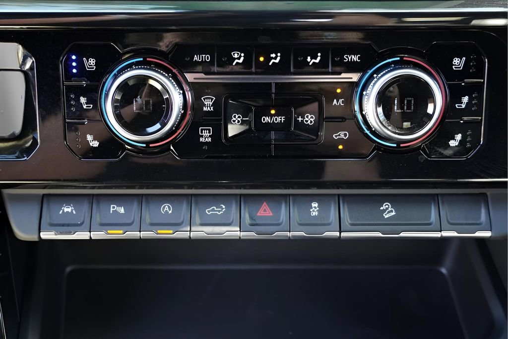 New 2026 GMC Sierra 1500 AT4 w/ AT4 Premium Package image 17