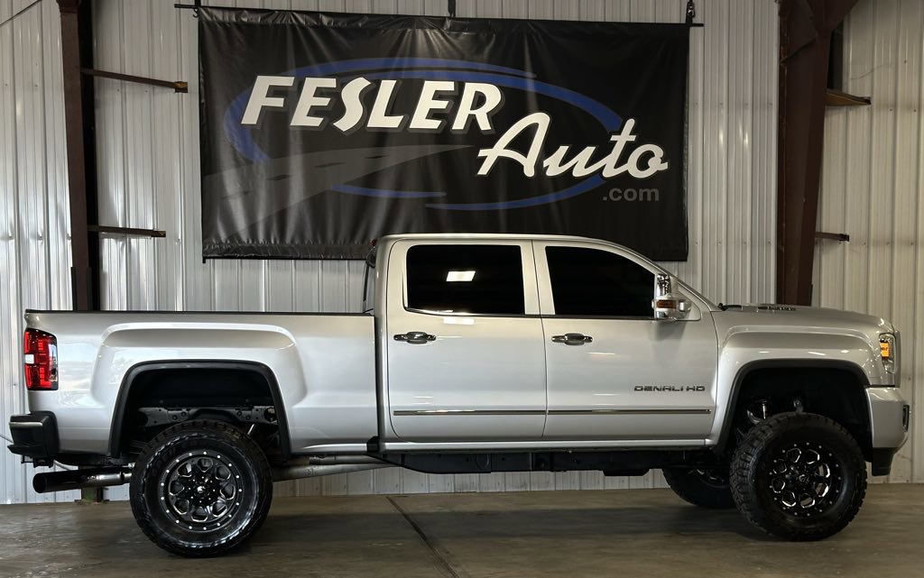Used 2018 GMC Sierra 2500 Denali w/ Duramax Plus Package image 35