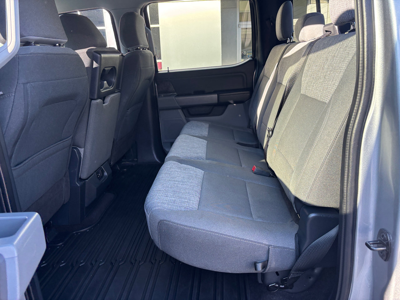 Used 2022 Ford F150 XLT w/ Equipment Group 302A High image 13