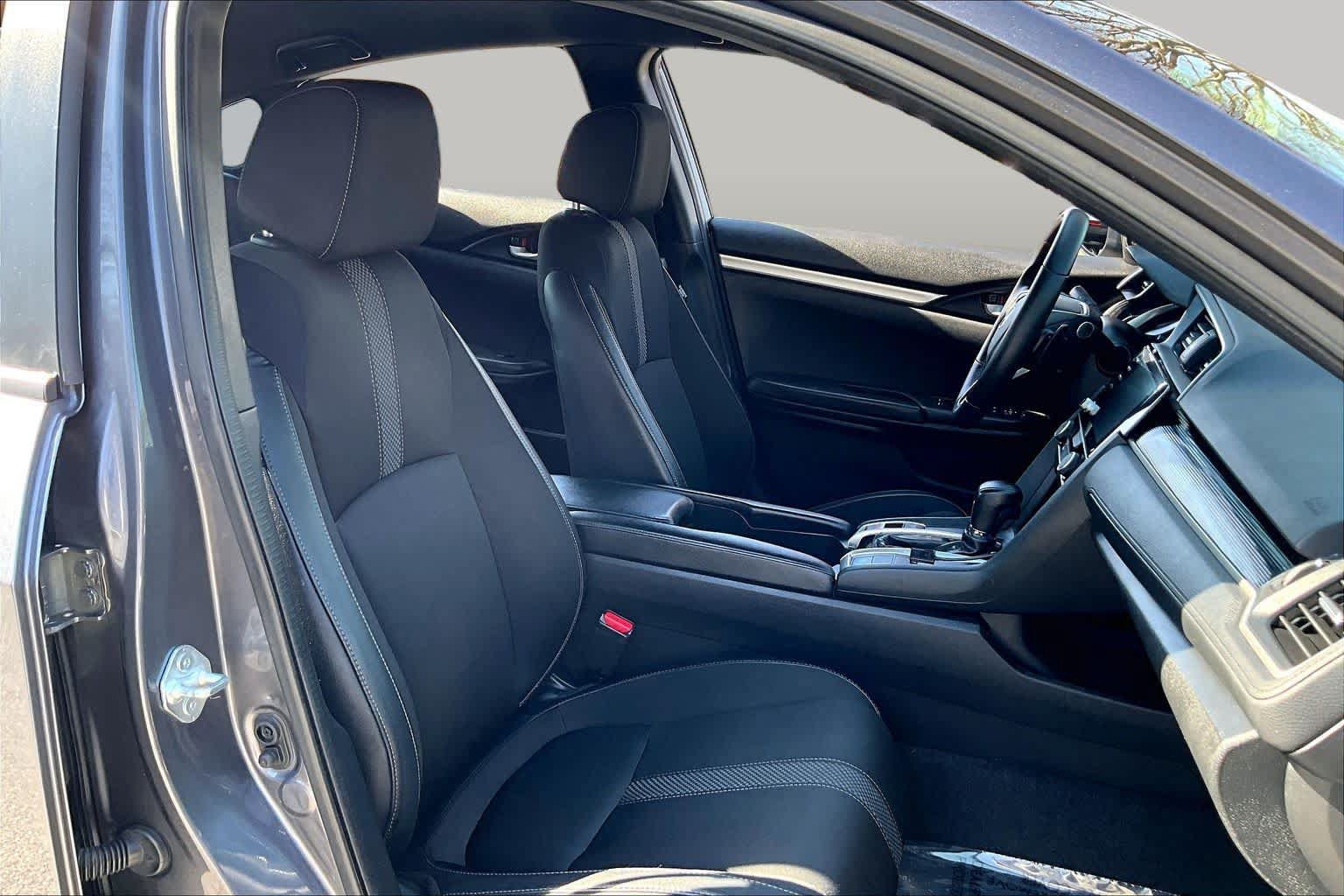 Used 2021 Honda Civic Sport image 9
