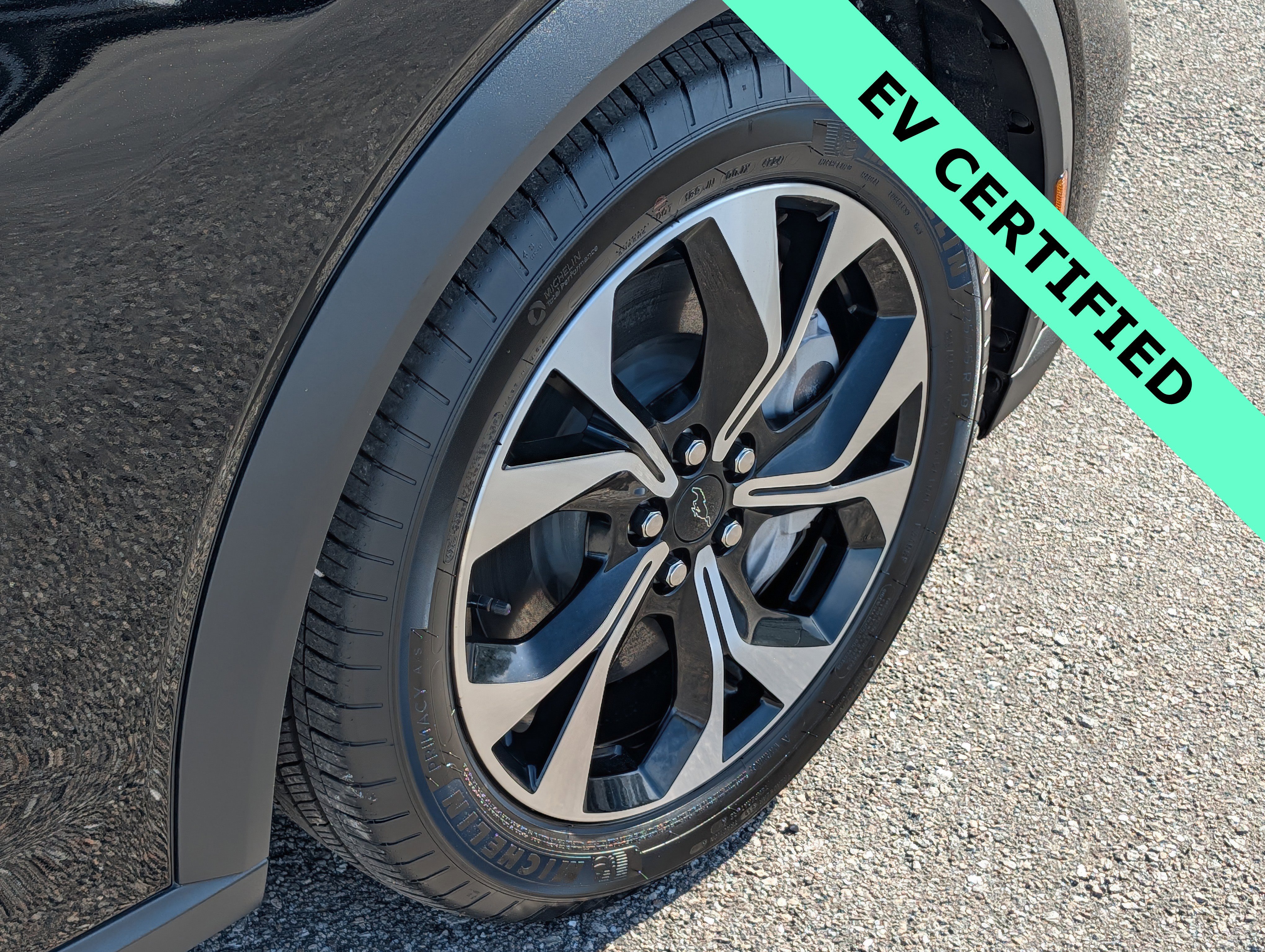 Certified 2025 Ford Mustang Mach-E Select RWD image 12