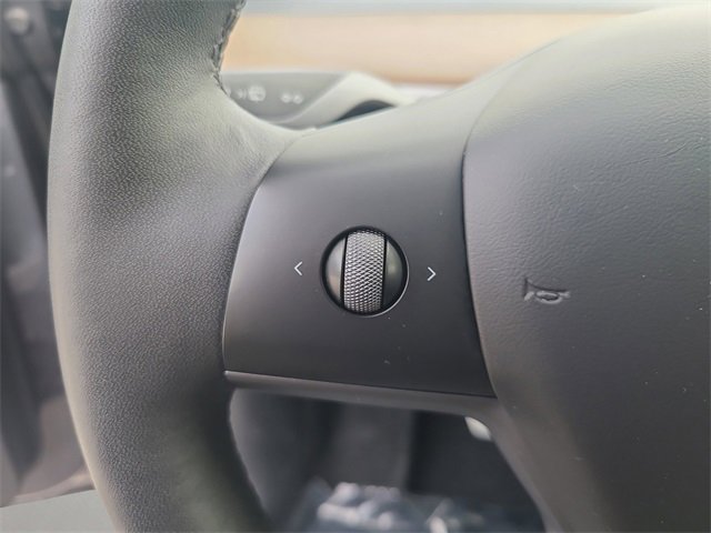 Used 2023 Tesla Model Y Long Range image 26