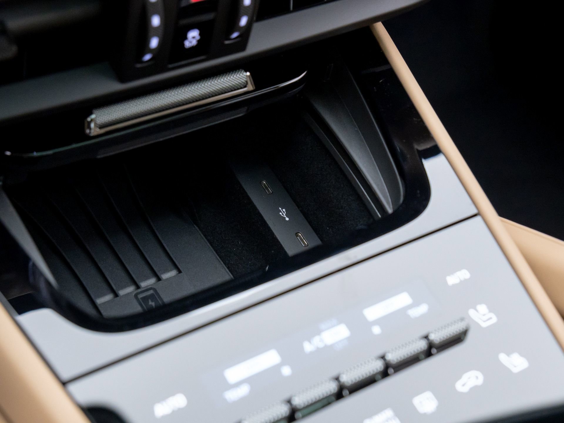 New 2025 Porsche Cayenne S image 26