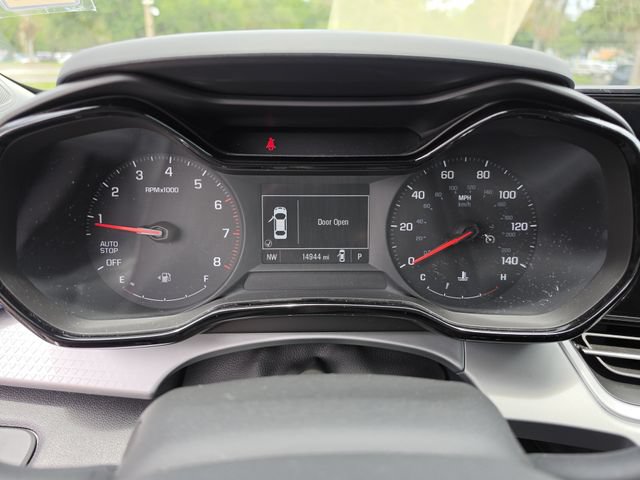Used 2025 Chevrolet Trax LS w/ LS Convenience Package FWD image 32