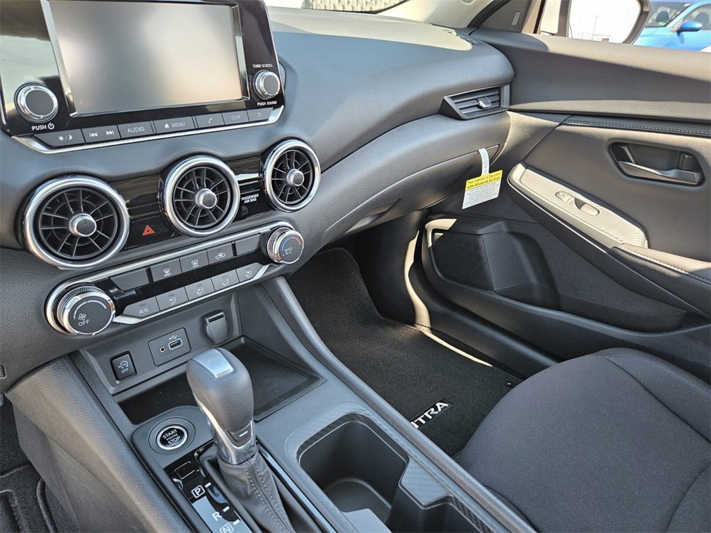 New 2025 Nissan Sentra S image 9