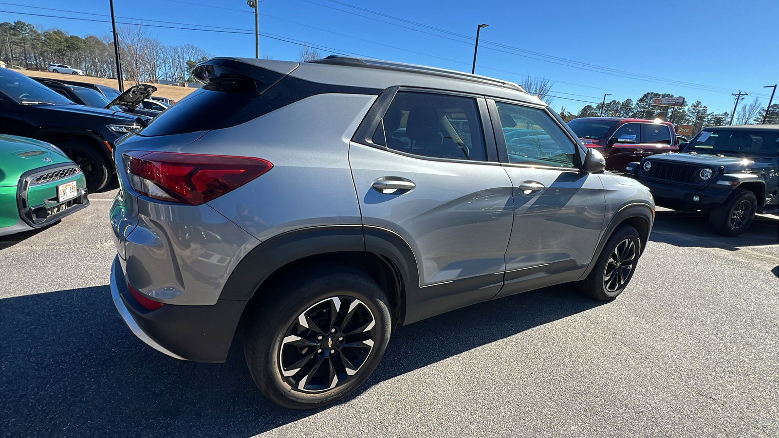 Used 2023 Chevrolet TrailBlazer LT w/ Convenience Package image 8