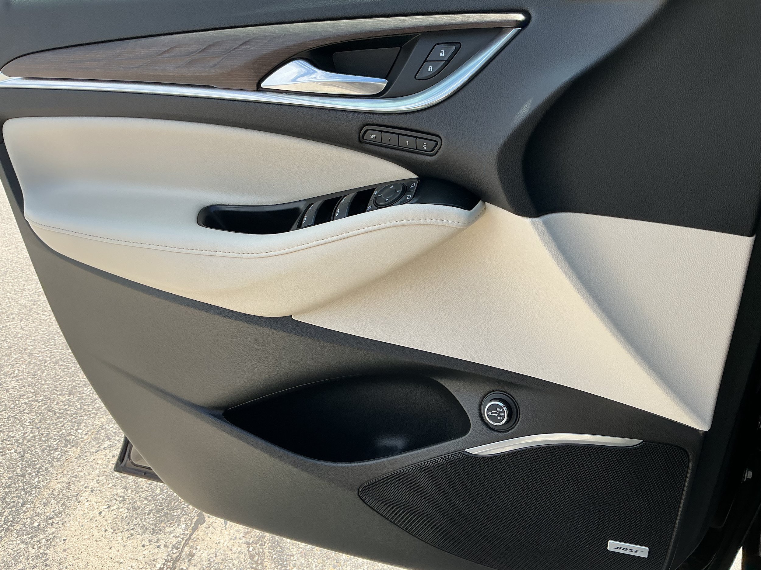 Certified 2023 Buick Enclave Avenir AWD/4WD image 13