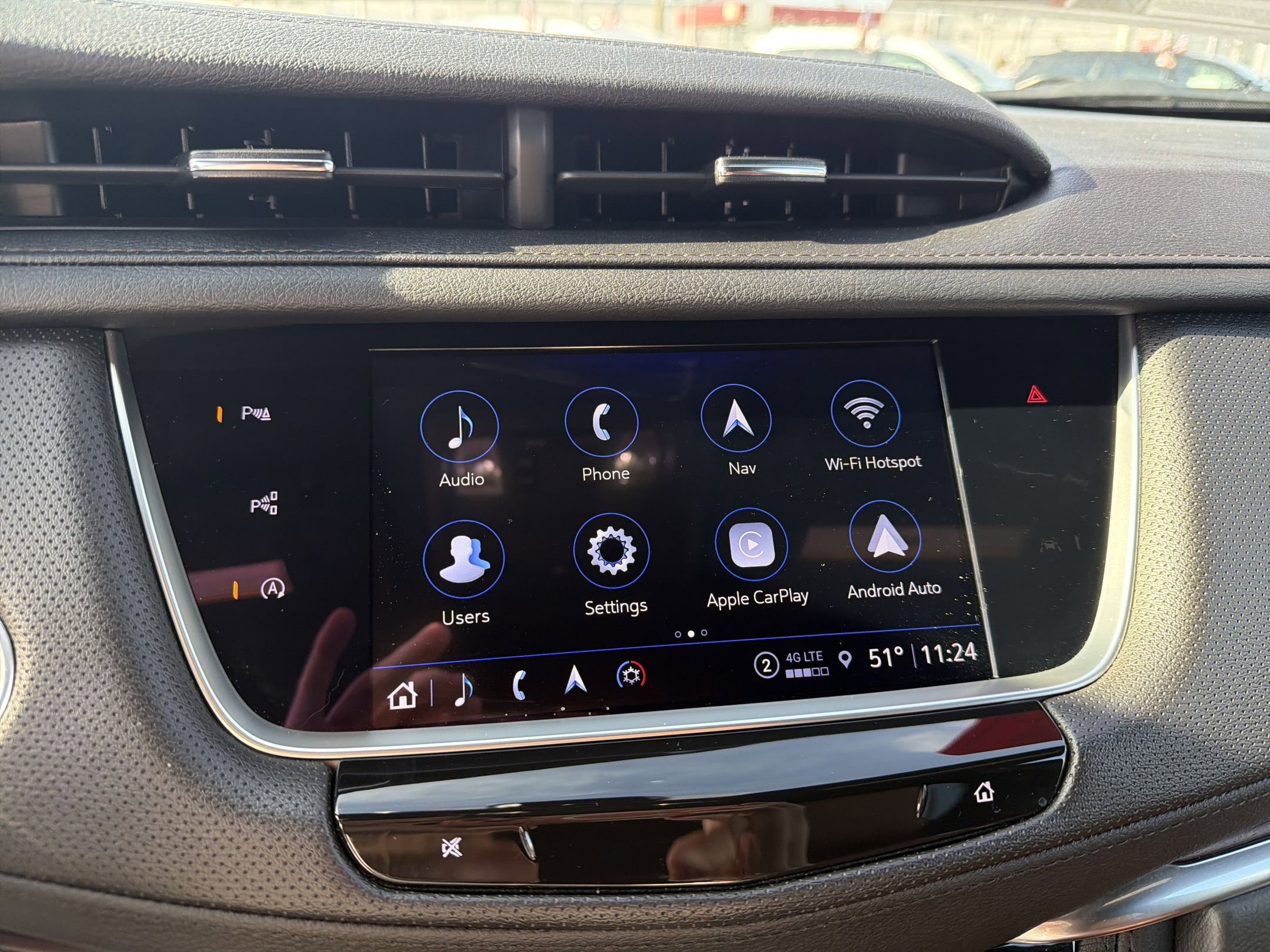 Certified 2022 Cadillac XT5 Sportv w/ Technology Package image 13