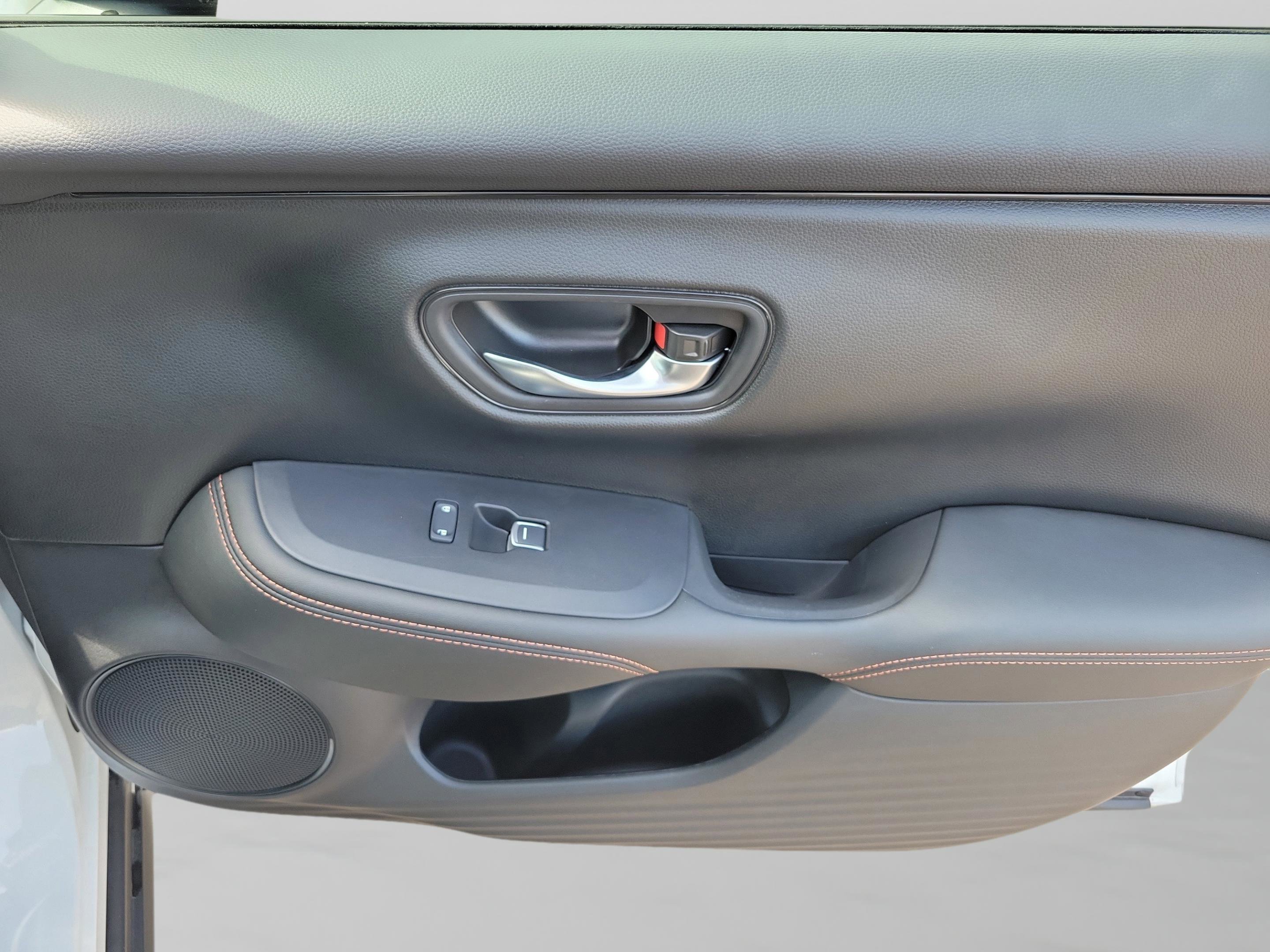 Used 2024 Honda HR-V Sport image 21