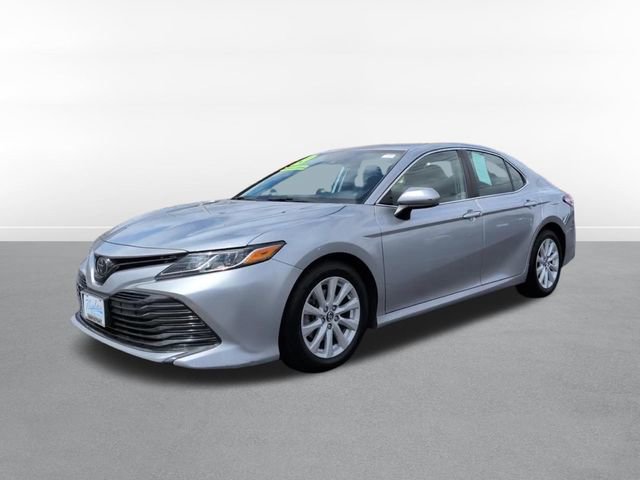 Used 2019 Toyota Camry LE image 9