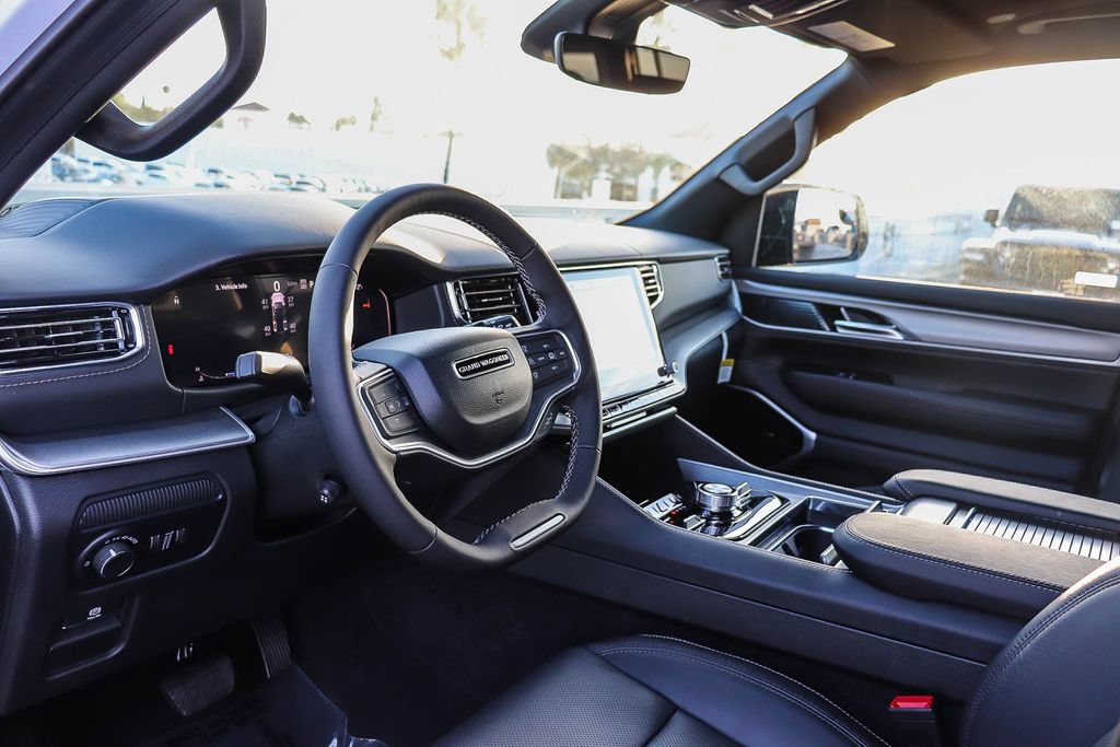 New 2026 Jeep Grand Wagoneer Limited AWD/4WD image 24