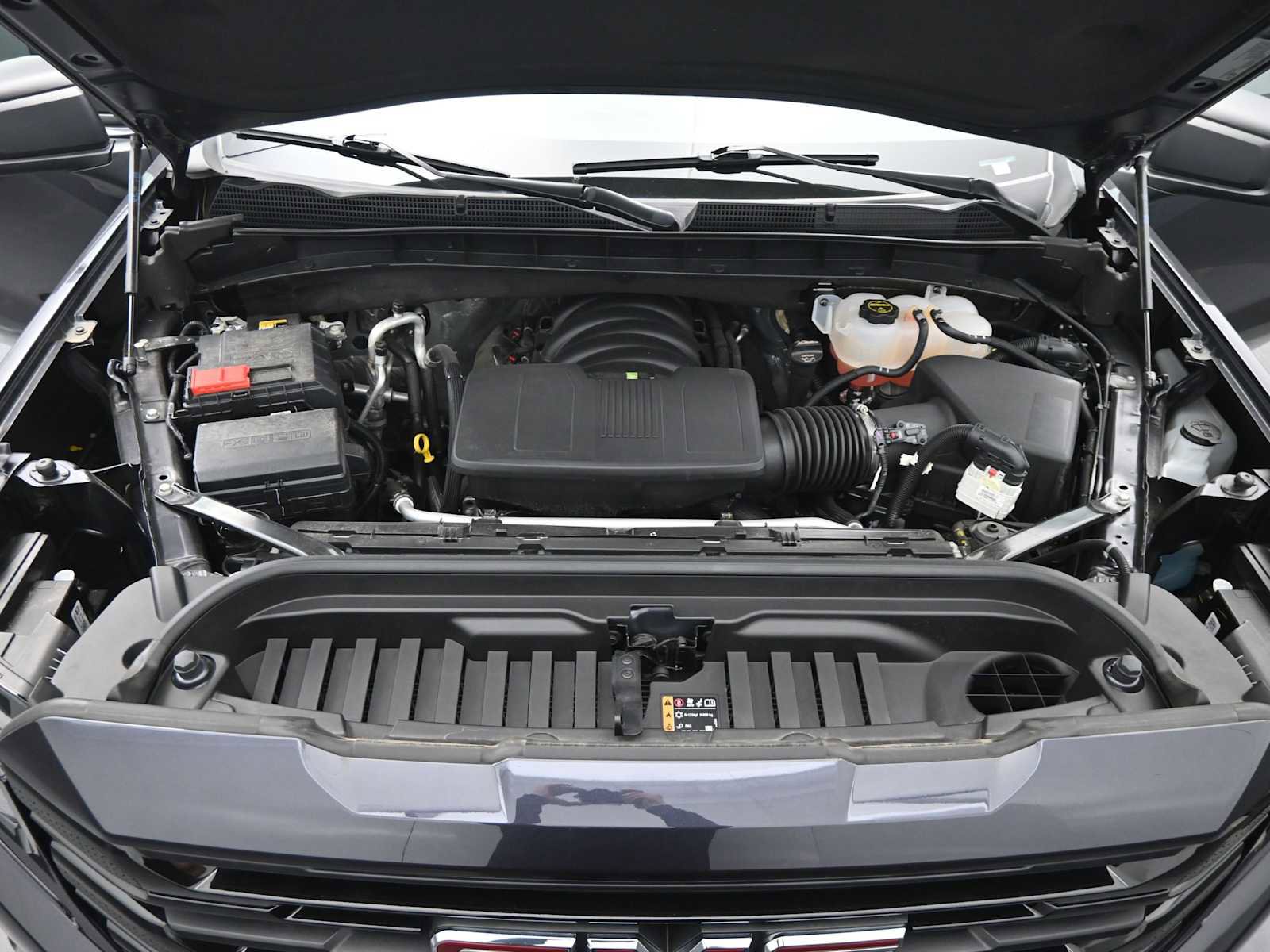 Used 2024 GMC Sierra 1500 Elevation image 23