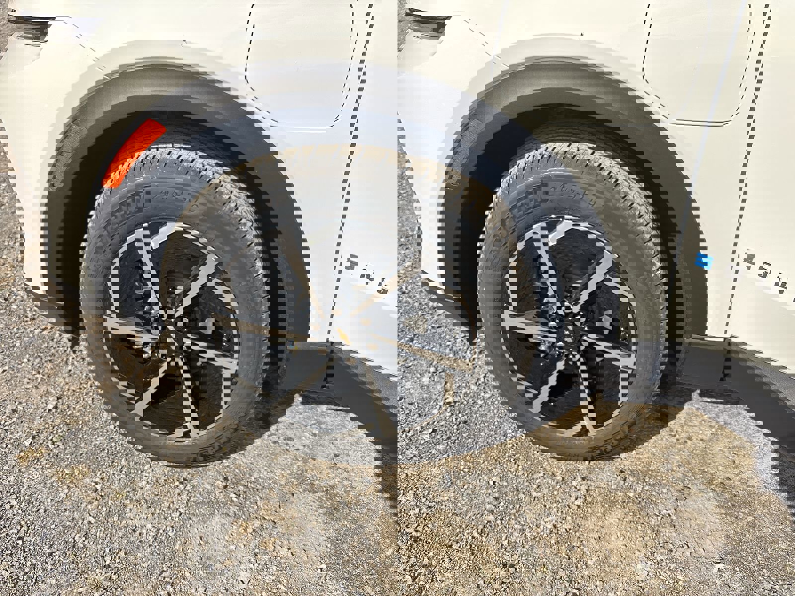 New 2026 Chevrolet Equinox EV LT image 13