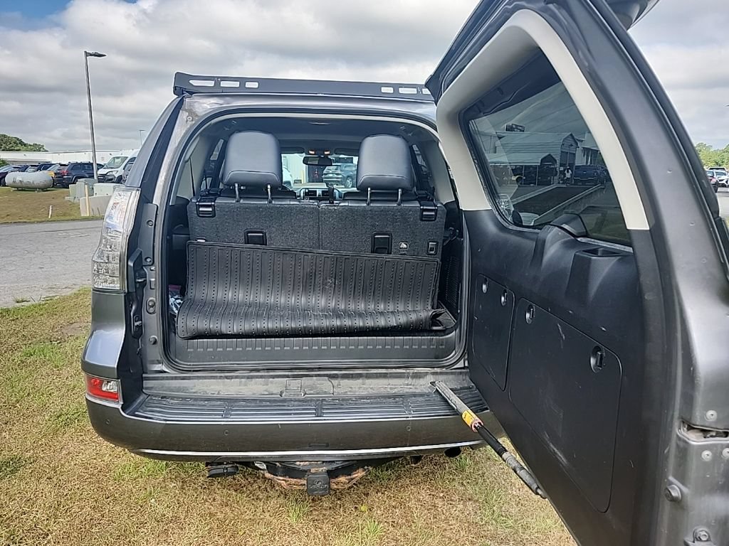 Used 2017 Lexus GX 460 Premium AWD/4WD image 27